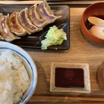 肉汁餃子のダンダダン - 