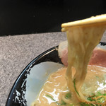 Doro Soba Masanara Ten - 麺は平打ちのツルツル系