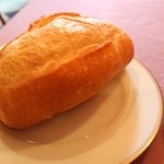 ル・プティ・パリ - 熱々のパン