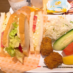 コメダ珈琲店 東武下赤塚駅店