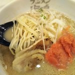 ラーメン海鳴 - 魚介とんこつラーメン＋明太子