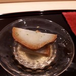 山もと - タコの玉子らしぃ。