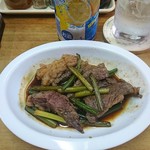 伊勢屋酒店 - ニンニクの芽炒め。