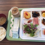 青島フィッシャーマンズ ビーチサイド ホステル&スパ - 朝食の品揃えは普通ですかね