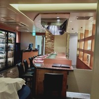 肉割烹 肉かぶく - 綺麗な店内