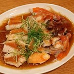 サエキ飯店 - 高知県産の赤ハタの身とアラの蒸し物
