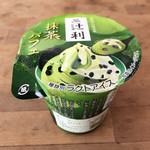 桂川パーキングエリア（下り線）ショッピングコーナー - 辻利 抹茶パフェ