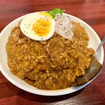 味工房 六車 - スパイシーキーマカレー¥700-
            大は¥850-
            辛さは弱いがキレのあるスパイス感。