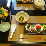 友家ホテル - 料理写真:夕食のファーストセッティング