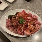 Yakiniku Den - 