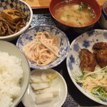 ぐるめ　藤 - 日替わり定食（鶏香草焼）　６５０円