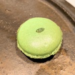 AKI NAGAO - マカロン