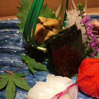 すざき町食・心旬ぎく - 唐津の赤ウニ、ヤリイカ