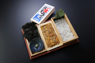 Itamae Sushi Hanare - 羽立の箱うに
