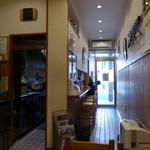 モリス - 狭い間口。