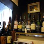 石臼びき手打そば　悠庵 - シングルモルトの品揃が充実しています