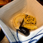 味処 佐とう - トウモロコシ、黒豆、牛蒡の煮物