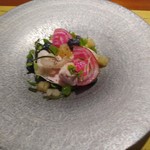 マジカメンテ - 前菜。ハーブの風味が鮮烈