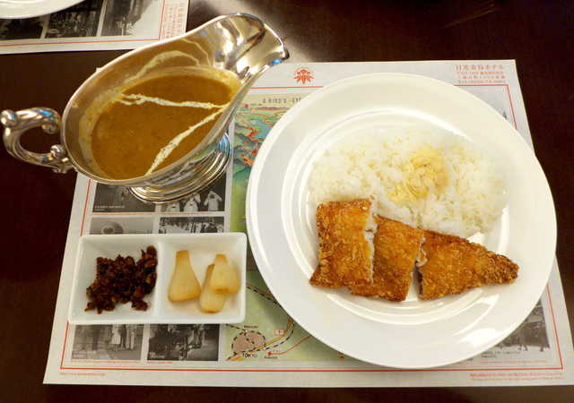 大正時代のレシピを再現した 日光金谷ホテルの甘口カレーライス ニジマスが乗って豪華です By よい子 クラフトラウンジ 東武日光 ラウンジ 食べログ 大正時代のレシピを再現した 日光金谷ホテルの甘口カレーライス ニジマスが乗って豪華です By よい子 クラフトラウンジ 東武日光 ラウンジ 食べログ