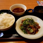 魚民 - ねぎたっぷり牛肉のスタラー定食