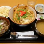 ごはん家 愛菜 - 鶏カツ丼定食+小どんぶり肉そば(冷)セット