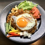 シャムロックカフェ - 大好きな 目玉焼きが のった スタイル