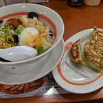 Kourakuen - 台湾野菜まぜめんと野菜餃子
