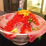 吉祥寺 肉ドレス海鮮丼 - 