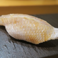 匠 進吾 - 春子鯛　酢締め　握り