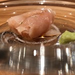 焼き鳥 とりら - ササミ昆布〆刺し