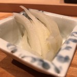 焼き鳥 とりら - 玉葱ピクルス