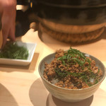 焼き鳥 とりら - 刻み大場を乗せる