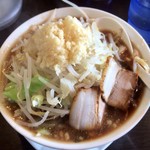 ガツ盛りラーメン みちる屋 - 