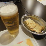 ハスノハナ - 生ﾋﾞｰﾙと食べかけのお通し(ﾊﾟﾊﾟﾄﾞ)