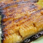 鯉とうなぎのまるます家 - 蒲焼800円の