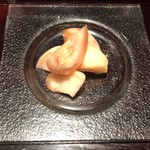 ろっかん - モモ