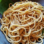 Menya Tsururi - 地小麦使用の麺