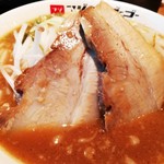 フジヤマ55 - 次郎ラーメン　アップ