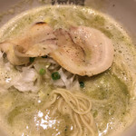 ラーメン海鳴 - ラーメン (*´ω`*) ジェノバ チャーシューと麺 ミセ