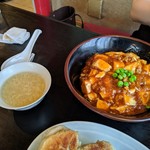 愛食飯店 - 麻婆丼