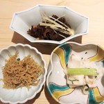 新ばし 星野 - 松坂牛のしぐれ煮、じゃこ、浅漬け