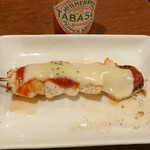 のもでん - 焼き鳥屋のピザ