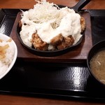 Kara Yama Kawa Goe Furu Ichi Baten - 鉄板チキン南蛮定食、ご飯大盛り。