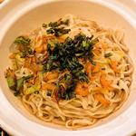 中国茶房８ - エイト特製油そば(葱油拌面)