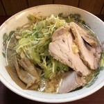 関越ラーメン 仙龍 - ・ホルモンラーメン 1,130円
            ・ネギネギ 200円