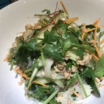 ハレギンザ - パクチーサラダ