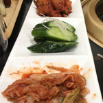 炭火焼肉の店 炭角 - 白菜、水胡瓜、大根
