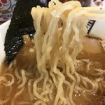 玉五郎 神戸元町店 - 麺は太縮れ麺、もっちりしていて、スープには合いました(2019.8.4)