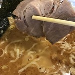 玉五郎 - 大きめのチャーシューが一枚(2019.8.4)