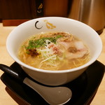 Soba Hausuko Nji Kihototogisu - 